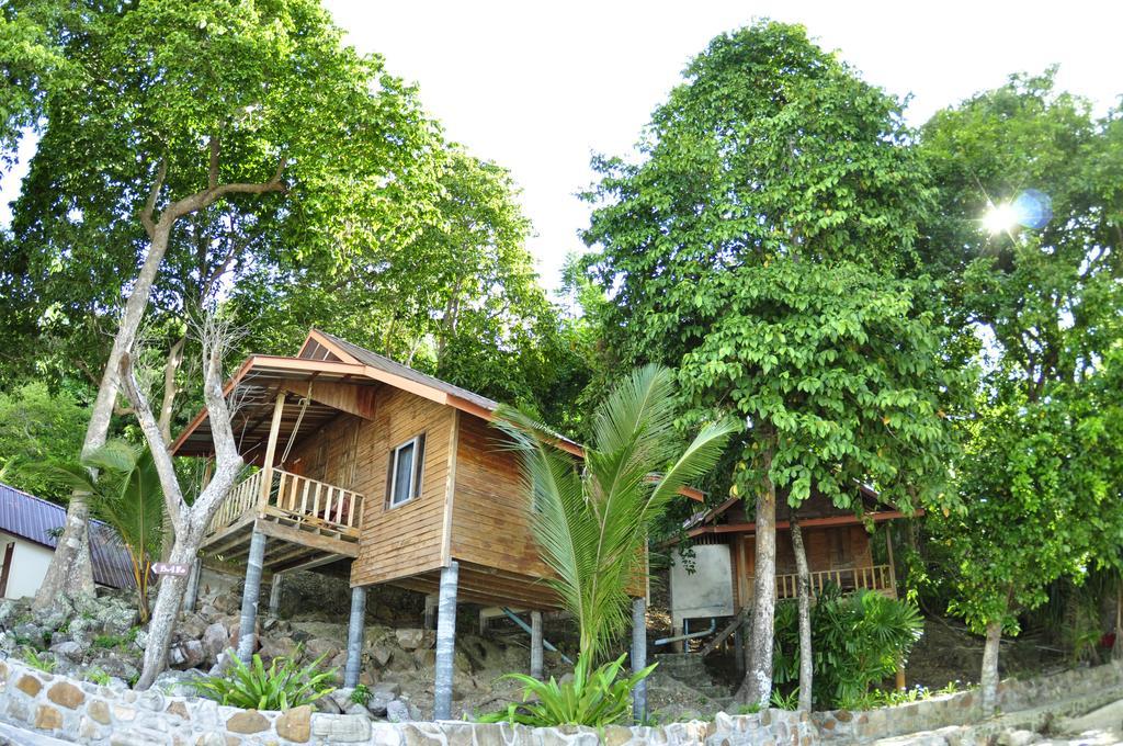Tohko Beach Resort Phi Phi-eilanden Buitenkant foto