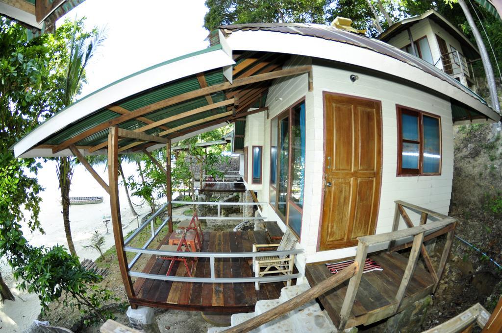 Tohko Beach Resort Phi Phi-eilanden Buitenkant foto