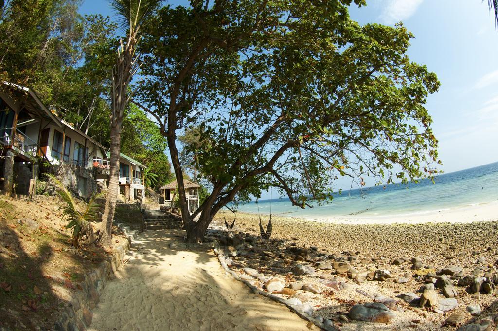 Tohko Beach Resort Phi Phi-eilanden Buitenkant foto