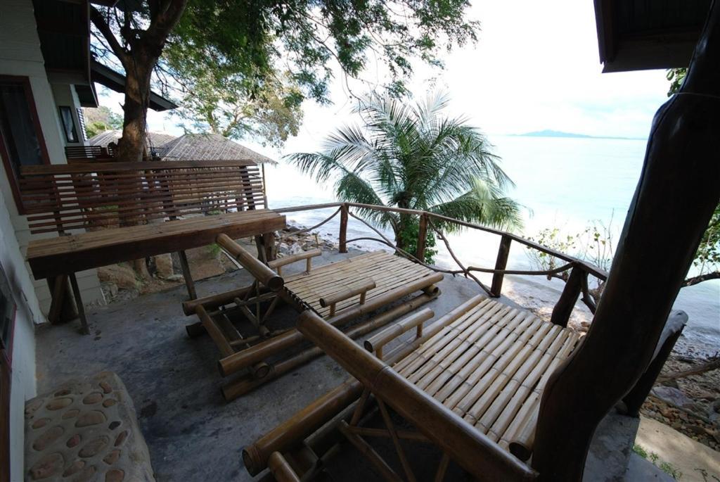 Tohko Beach Resort Phi Phi-eilanden Buitenkant foto